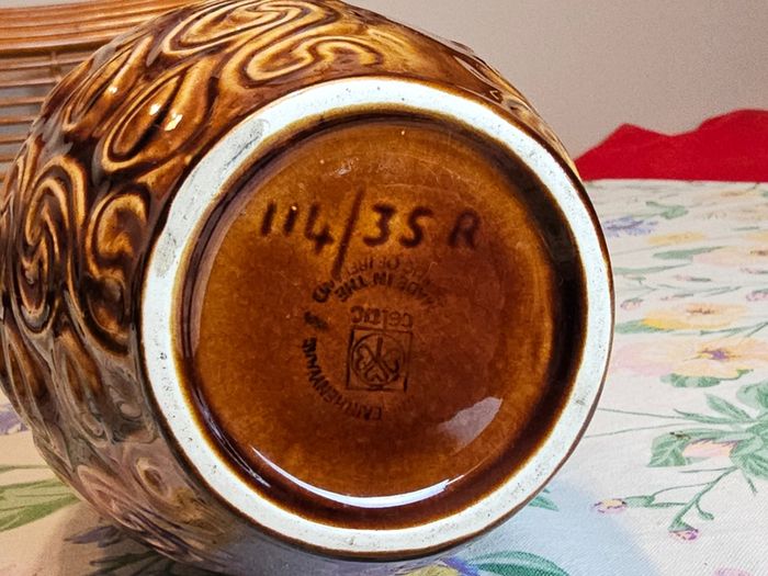 Vintage Irish Celtic Earthenware Vase   1960s/70s
