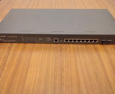2.5G tp-link switch - upgraded with silent fans