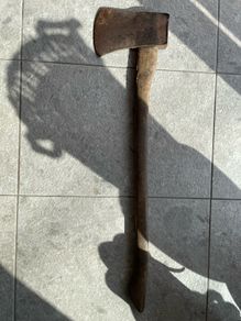 Vintage ELWELL Axe