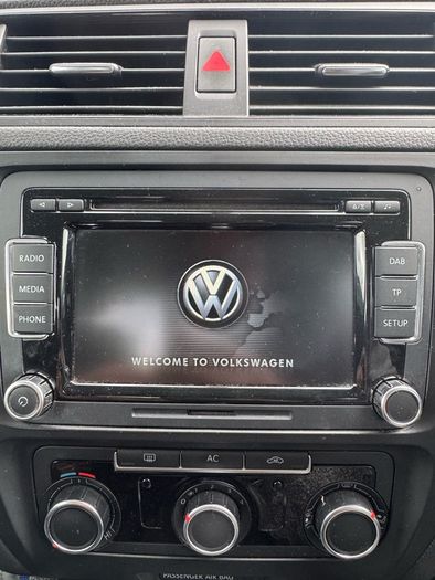 OEM Vw Touch screen radio. MK6, Mk5, Mk7