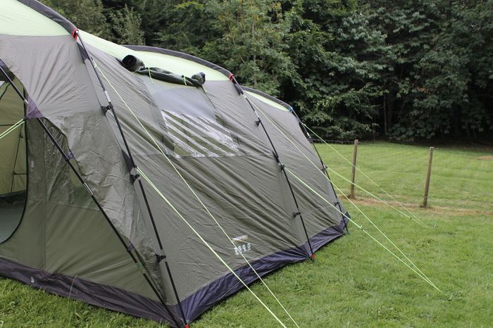 Tent - 5 man Urban Escape with accessories