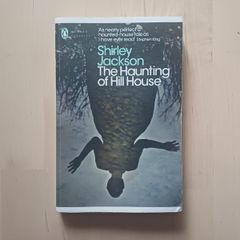 The Haunting of Hill House by Shirley Jackson (Classic Supernatural Horror Paperback 2009)