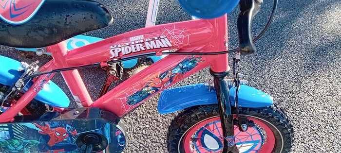 Kids Bikes & Scooters
