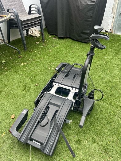 Thule EasyFold XT 2-Bike Rack