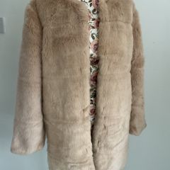 jacket Zara fur jacket size large edge to edge style