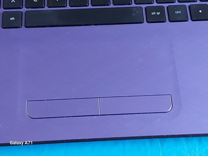 HP 15.6 inch Laptop, Model 15-ac109na, Purple, Intel Pentium CPU 3825U, 1.9GHz, 4GB Ram, 1 Terrabyte HDD, Windows 10, Microsoft Edge, Chrome