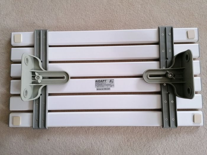 Like NEW Aidapt 27" Slatted Bath Board Seat  - 6 Slat