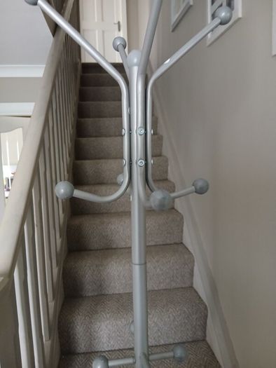 Coat stand