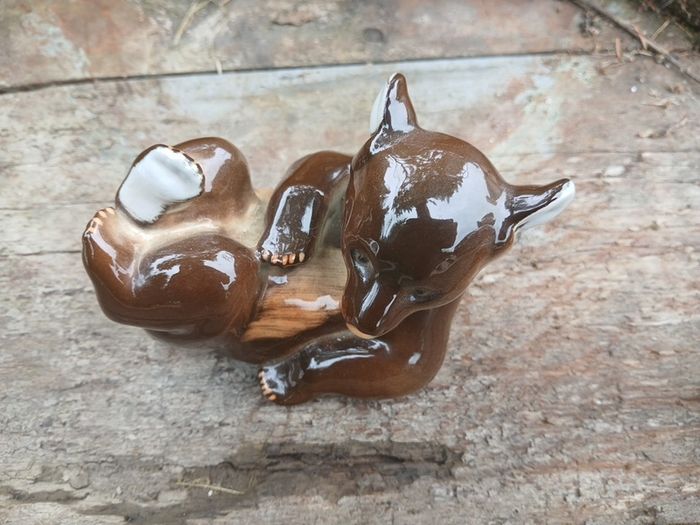 Lomonosov bear figure
