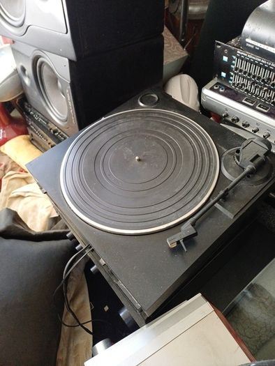 Pioneer Turntable