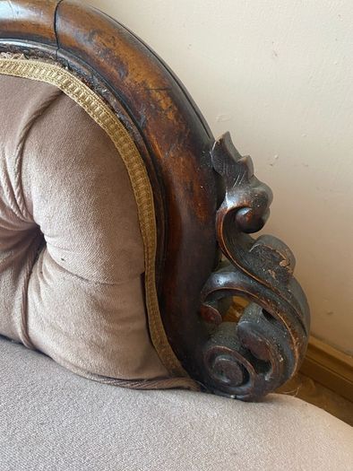Antique Victorian Mahogany Chaise Lounge / Lougue