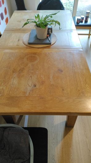 Solid Wood Dining Table (+6 chairs)