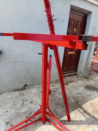 Slab hoist