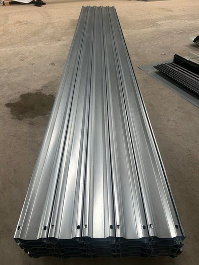 Galvanised purlins