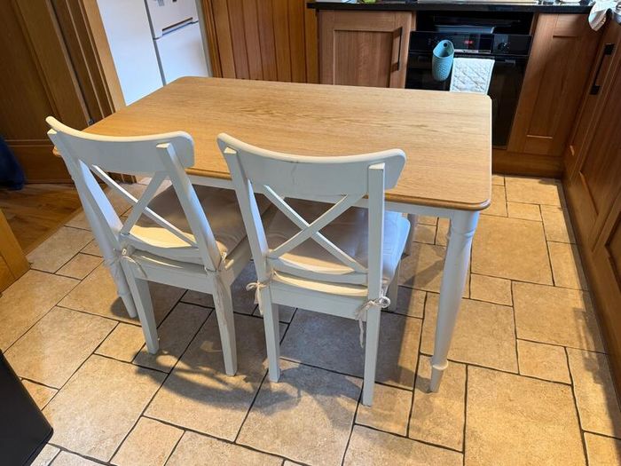 Dining Table / Chairs / Bench