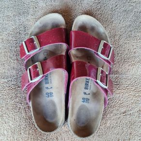 red birkinstocks size 7 womens