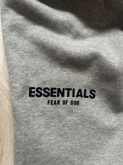Essentials fear of god grey pants