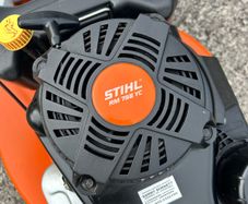 Stihl RM 756 YC self-propelled petrol lawnmower
