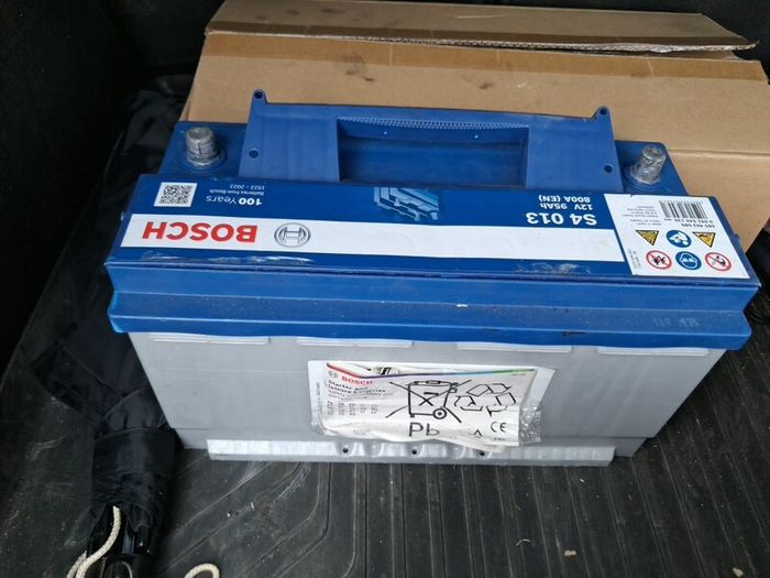 Van battery