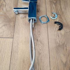 Monobloc bathroom tap