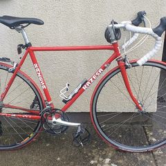 Razesa Vintage Red Road Bike