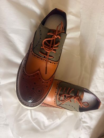 Unisex casual shoes