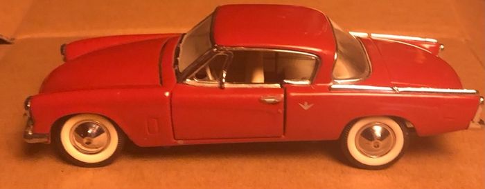 Franklin Mint 1/43 Studebaker Golden Hawk