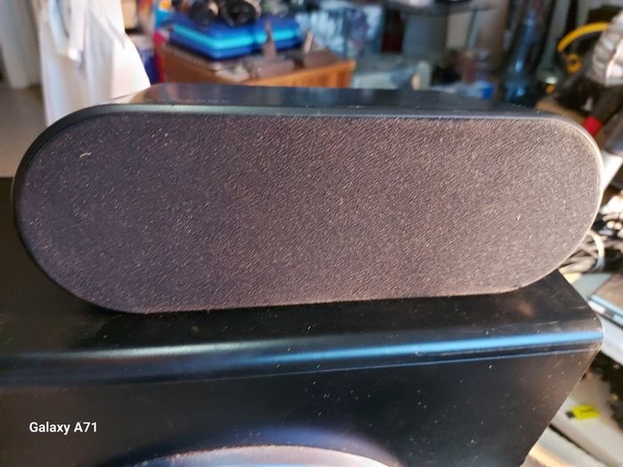 Samsung Surround Sound Speaker System, Subwoofer Speaker Model PS-WQ100, 4 Rear Speakers Model PS-RX30 and Centre Speaker Model PC-CX30