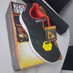 Steel toe boots