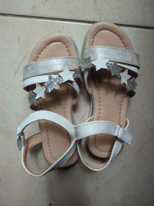 girls sandals