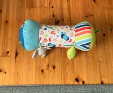 Tummy time cushion