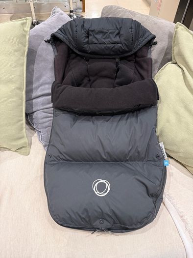 Bugaboo Black Thermolite Performance foot muff