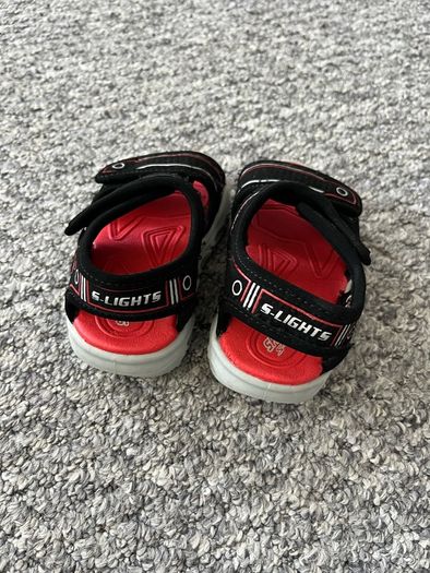 Sketchers lights