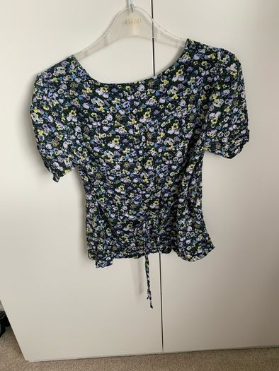 Oasis Top Size 10