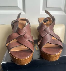 Barneys New York sandals