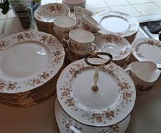 Colclough set 75 piece