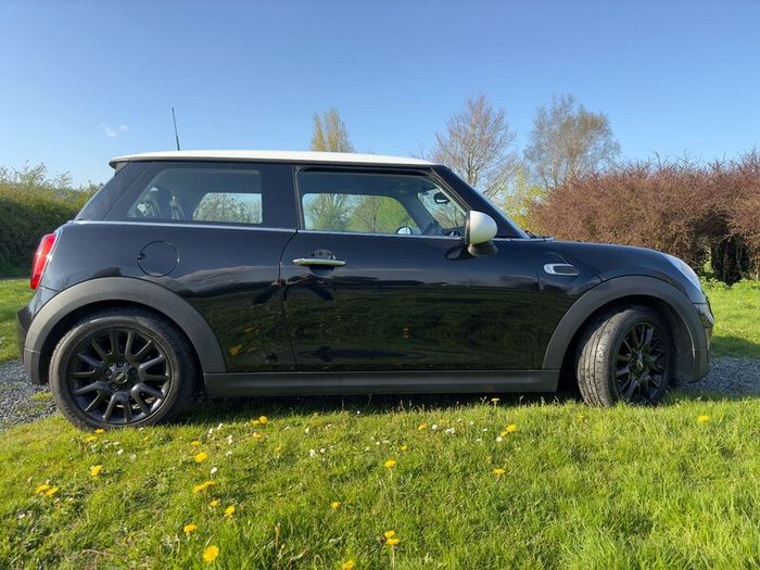 Mini Cooper 1.5D 2015 - Fantastic First Car!