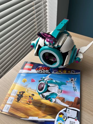 LEGO 70830 Sweet Mayhem's Systar Starship 100% Complete w/ Instructions & Figs