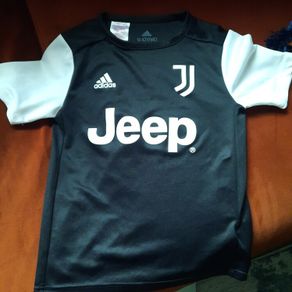 Juventus Adidas Jeep Tshirt boys size 9-10 years