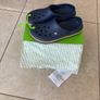 Crocs (Crocband) - navy with brown and white band  (Men's U.K. size 10). Image 5