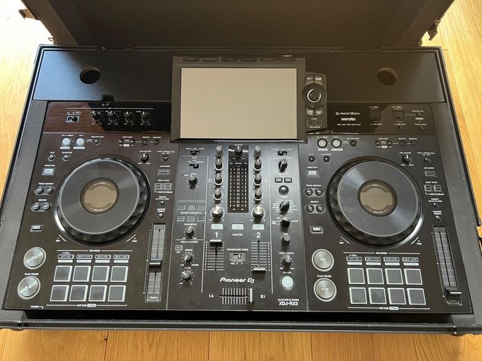 Pioneer RX3 & Flight case