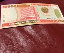 Banknote from Mozambique - 100,000 Meticais