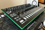 Roland TR8