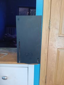 Xbox Series X ( no controller)