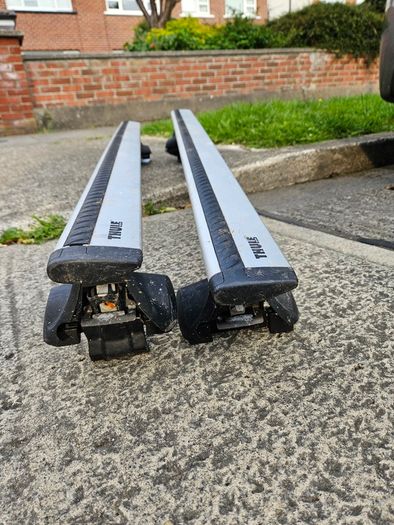 Thule roof bars - silver