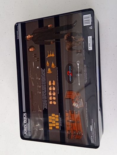 john wick 1;12 deluxe edition mezco exclusive