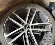 VW alloys 18"