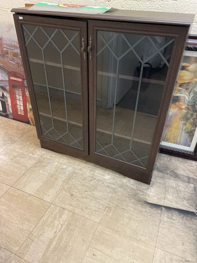 display cabinet