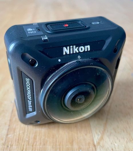 Nikon Keymission 360 camera box complete mint