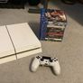 PlayStation 4 Glacier white 500Gb Image 2